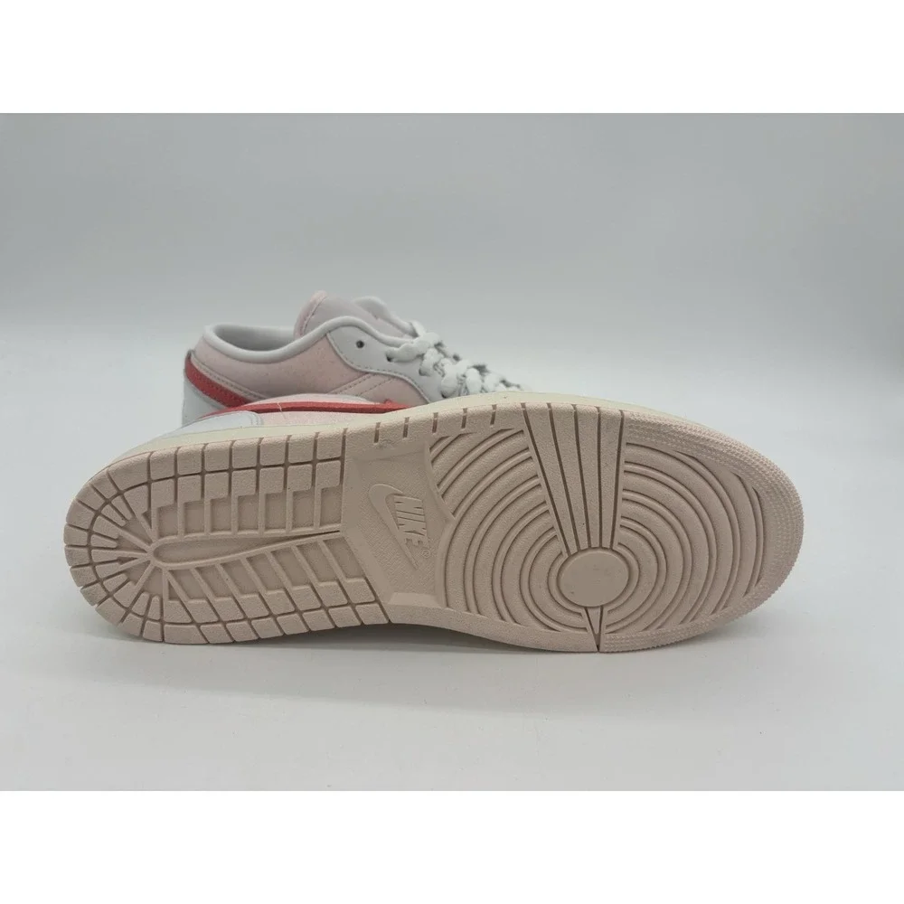 Wmn's 11.5  / Men's 10- Nike Jordan 1 Strawberry Milkshake IB8156-133 No Box Lid